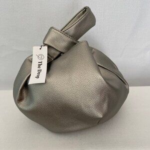 New THE DROP Metallic Silver Small Avalon Tote Bag